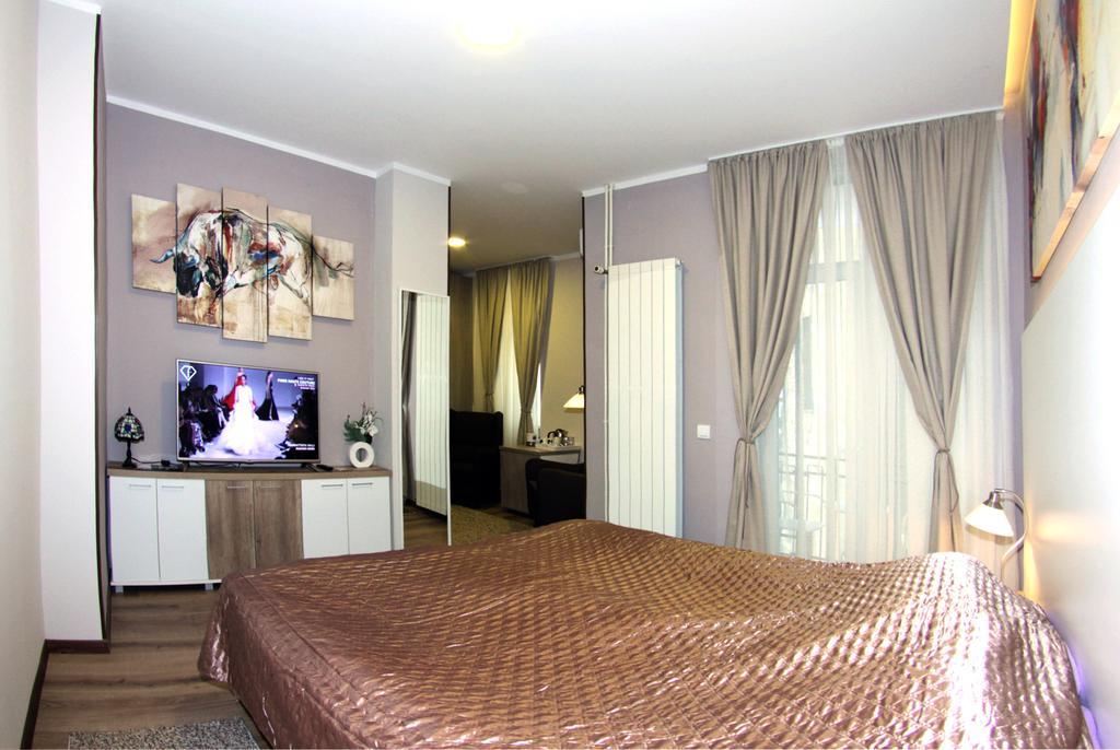 Gala Luxury Suites Belgrade Bilik gambar