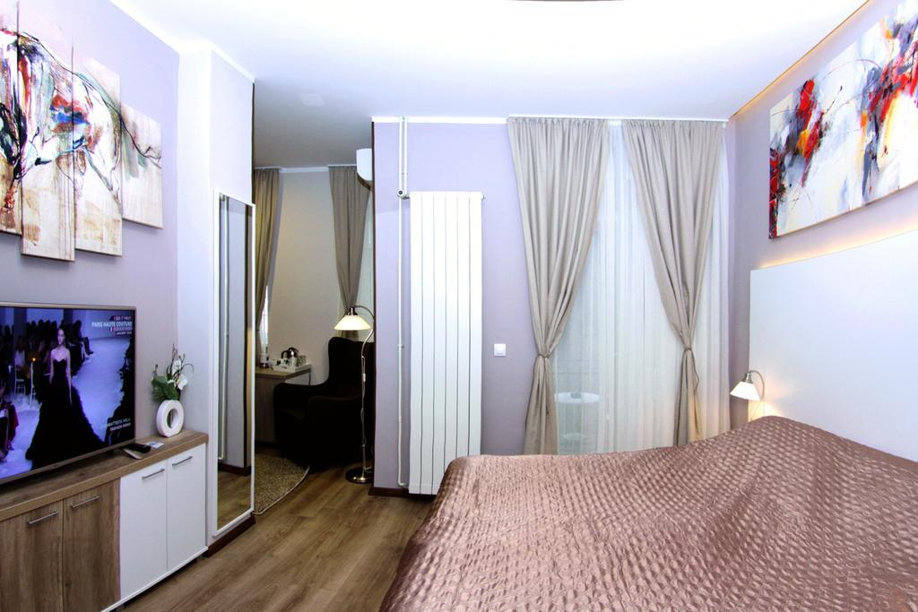 Gala Luxury Suites Belgrade Bilik gambar