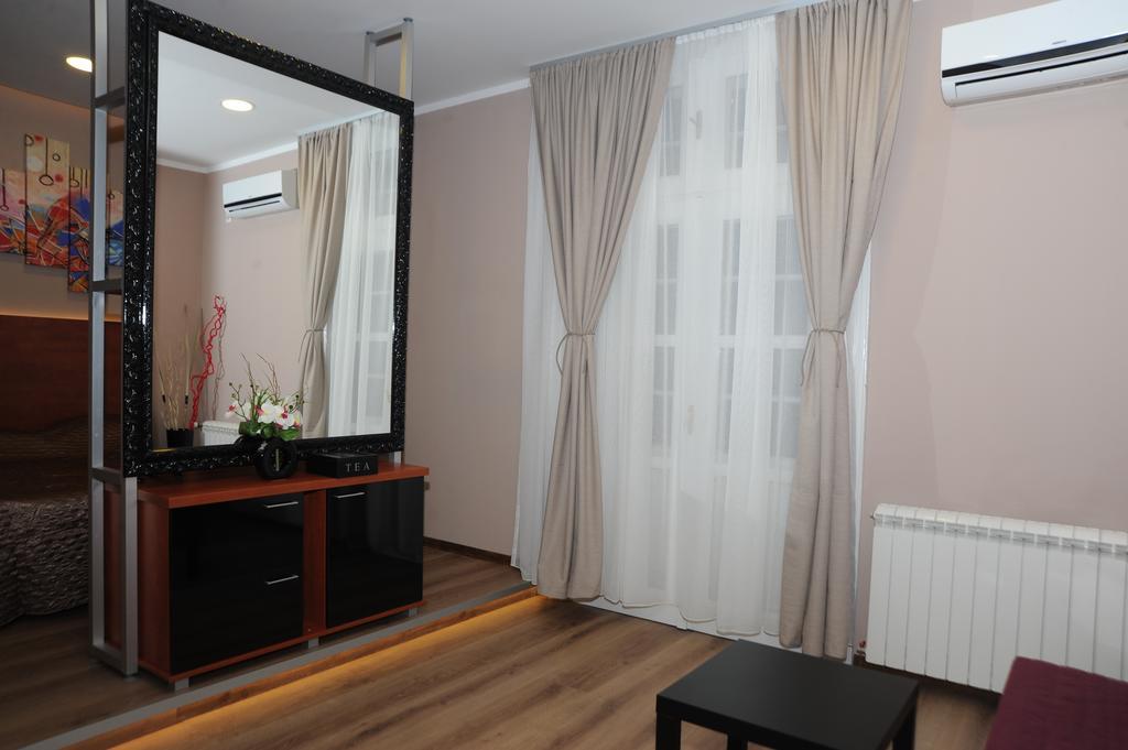 Gala Luxury Suites Belgrade Bilik gambar